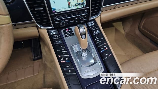 Porsche Panamera 970, 2014 10