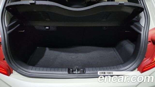 Kia Morning Urban (JA) Signature, 2023 20