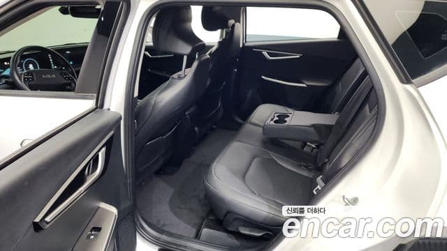 Kia EV6 Air, 2022 11