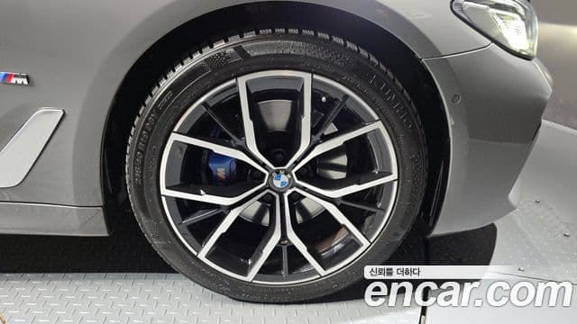 BMW 5시리즈 (G30) 530i M Sport, 2022 все фото