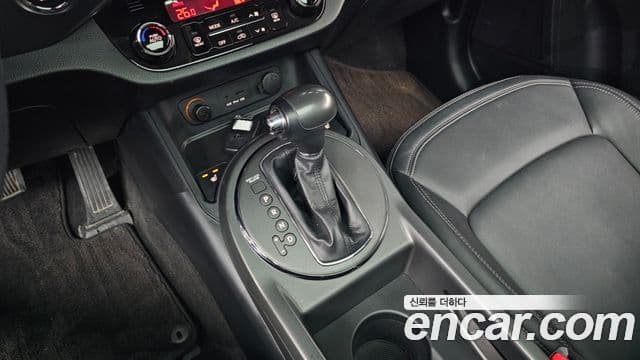 Kia Sportage R топовая версия, 2013 9