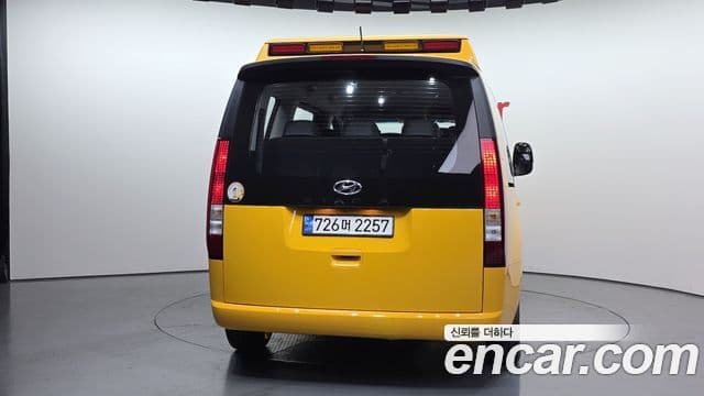 Hyundai Staria 11인승, 2022 4