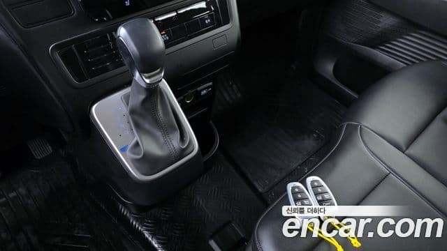 Hyundai Staria 11인승, 2022 9