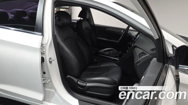 Hyundai LF Sonata LPI Smart, 2016 10