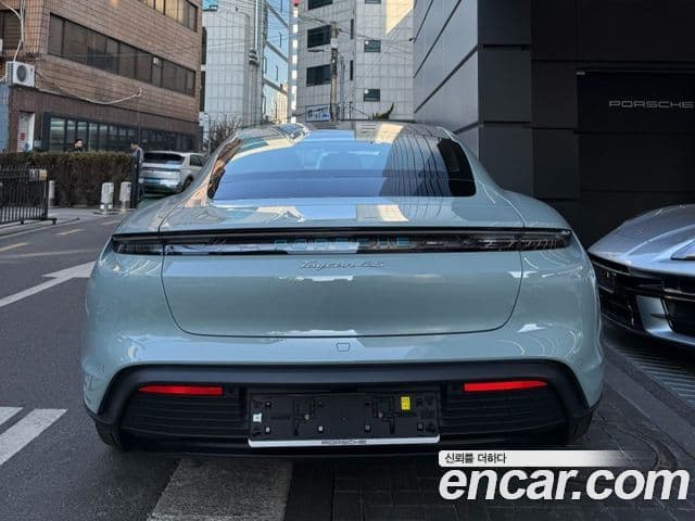 Porsche 타이칸 4S, 2025 4