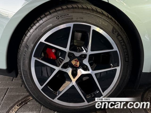 Porsche 타이칸 4S, 2025 все фото