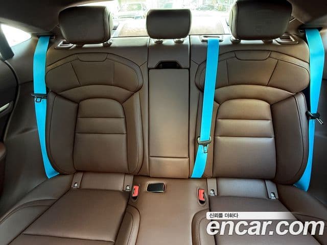 Porsche 타이칸 4S, 2025 7