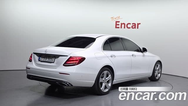 Mercedes-Benz E-класс W213 Avantgarde, 2017 2