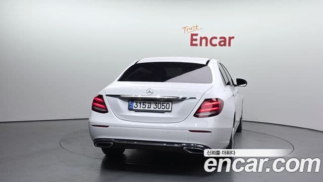 Mercedes-Benz E-класс W213 Avantgarde, 2017 4