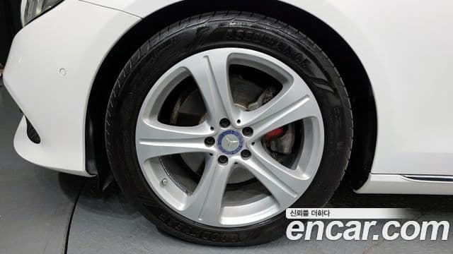 Mercedes-Benz E-класс W213 Avantgarde, 2017 все фото