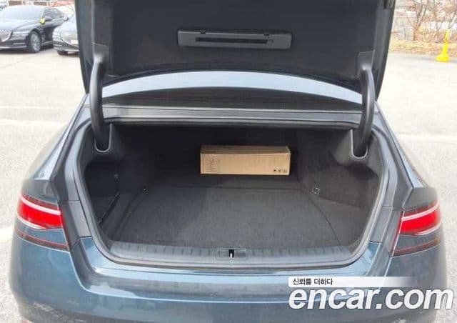 Genesis G90 (RS4) бензин 3.5 турбо AWD, 2023 9