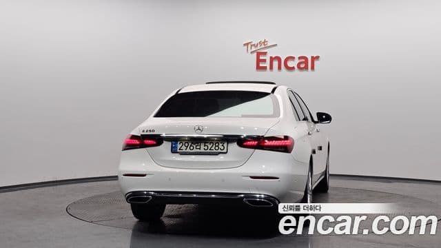 Mercedes-Benz E-класс W213 Exclusive, 2021 4