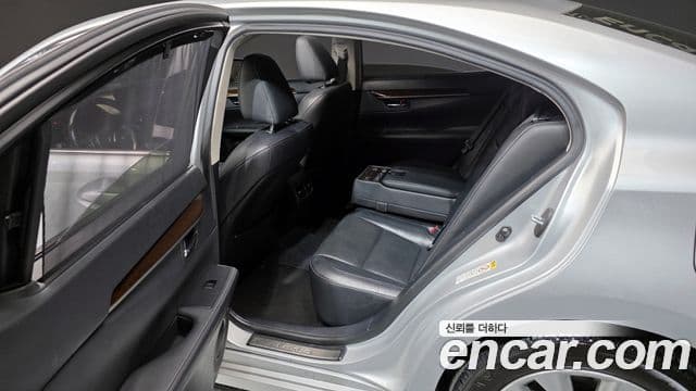 Lexus New ES300h XV60, 2015 11