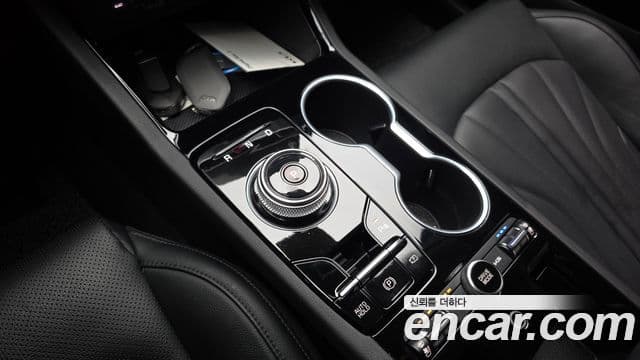 Kia The / новый New K5 гибрид 3세대 Signature, 2024 9