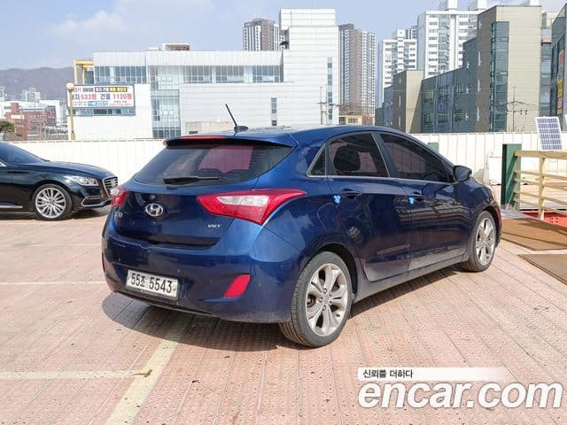 Hyundai i30(новый кузов / новое поколение) дизель 1.6 VGT Unique, 2013 4