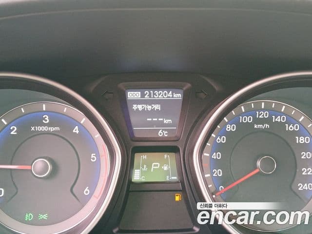 Hyundai i30(новый кузов / новое поколение) дизель 1.6 VGT Unique, 2013 8