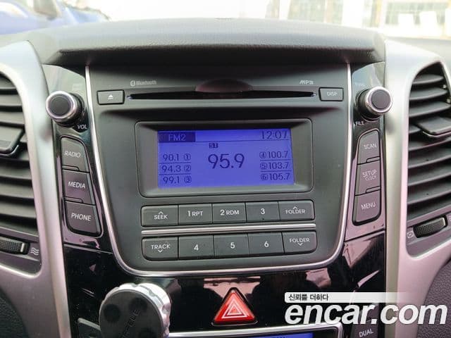 Hyundai i30(новый кузов / новое поколение) дизель 1.6 VGT Unique, 2013 14