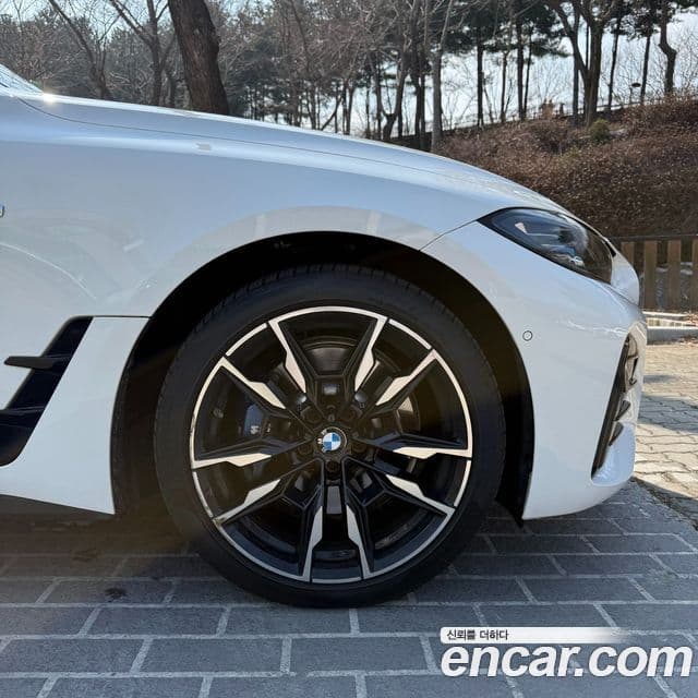 BMW i4 eDrive40 M Sport, 2022 7