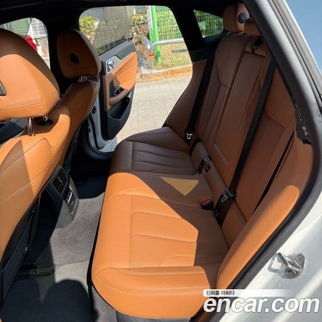 BMW i4 eDrive40 M Sport, 2022 13