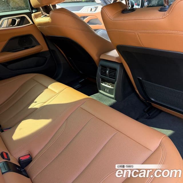 BMW i4 eDrive40 M Sport, 2022 19