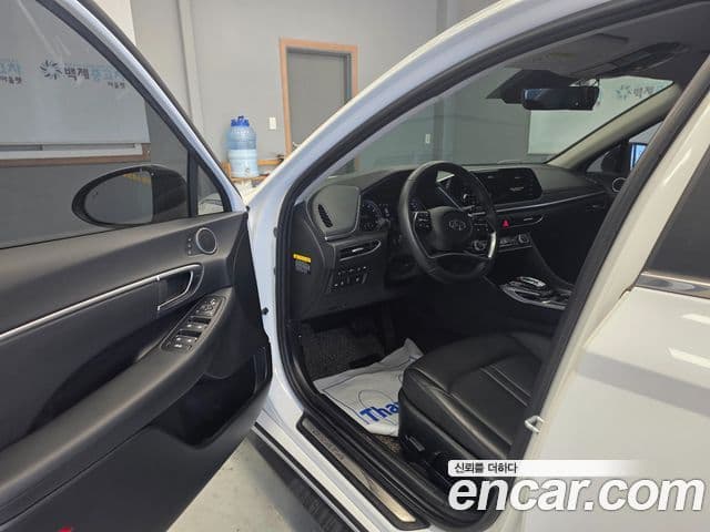 Hyundai Sonata (DN8) Premium Family, 2020 10