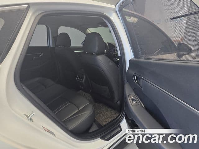 Hyundai Sonata (DN8) Premium Family, 2020 19