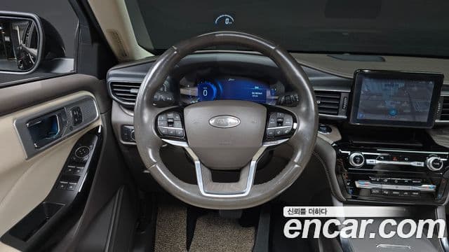 Ford Explorer 6세대 3.0 Platinum 4WD, 2022 13