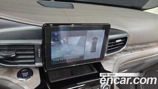 Ford Explorer 6세대 3.0 Platinum 4WD, 2022 16