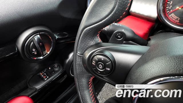Mini Cooper S 3세대, 2019 17