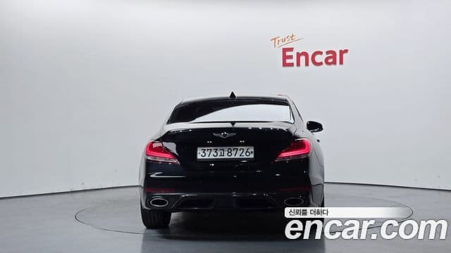 Genesis G70 Elite, 2020 4