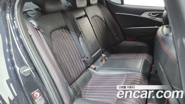 Genesis G70 Elite, 2020 12