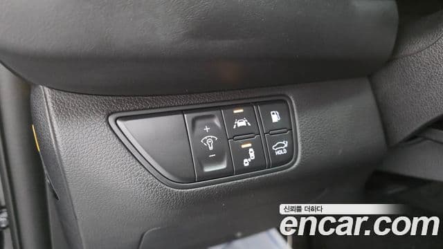 Genesis G70 Elite, 2020 17