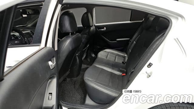 Kia The / новый New K3 Style, 2018 11