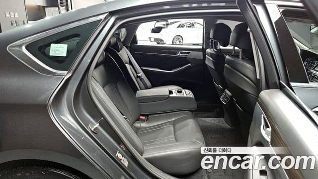 Genesis G80 Luxury, 2018 11