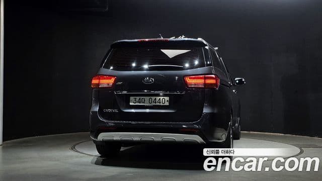 Kia All New Carnival Prestige, 2017 4