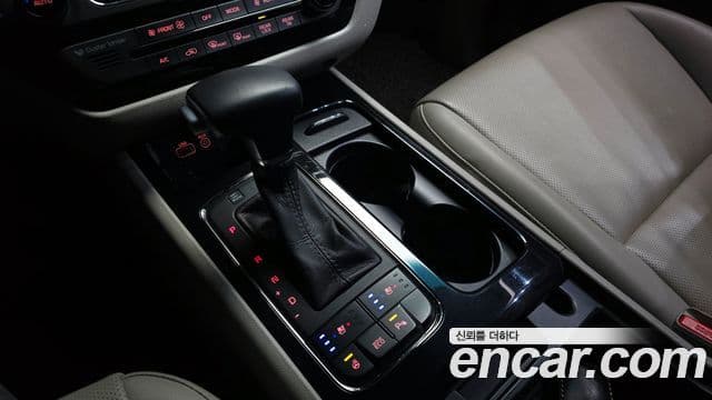 Kia All New Carnival Prestige, 2017 9