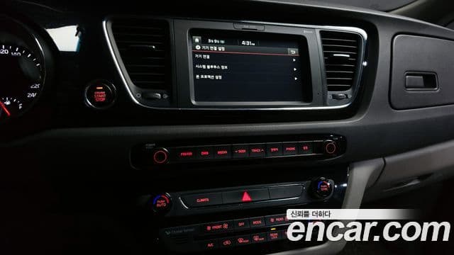 Kia All New Carnival Prestige, 2017 16