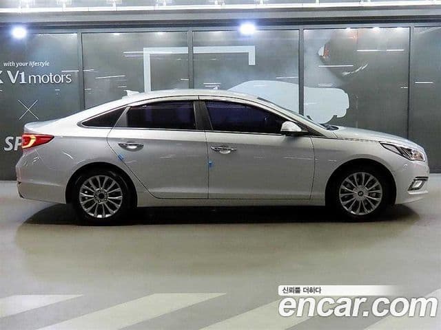 Hyundai LF Sonata LPI Modern(для людей с инвалидностью), 2015 3