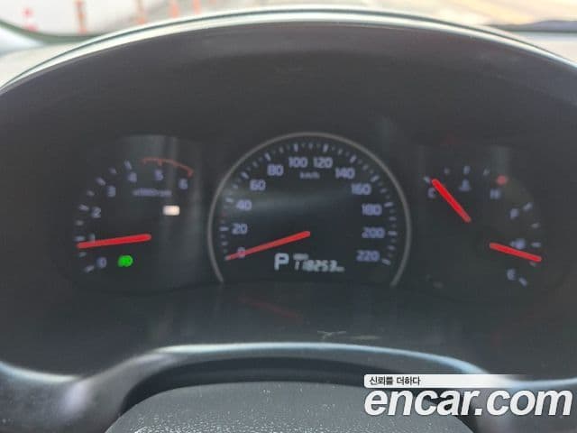 Kia Carnival R топовая версия, 2013 8