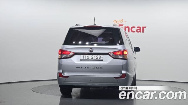 KG모빌리티(SsangYong) Korando 투리스모 4WD GT 9인승, 2015 4