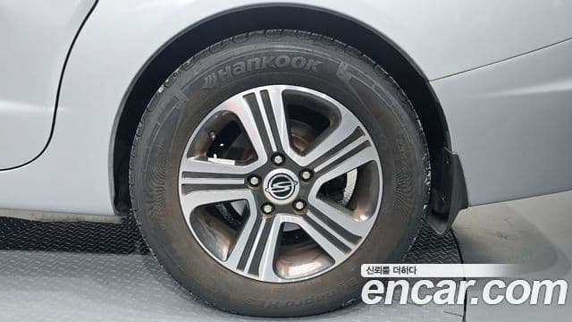 KG모빌리티(SsangYong) Korando 투리스모 4WD GT 9인승, 2015 все фото