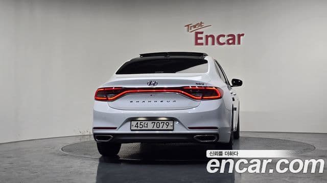 Hyundai Grandeur IG гибрид Special, 2018 4