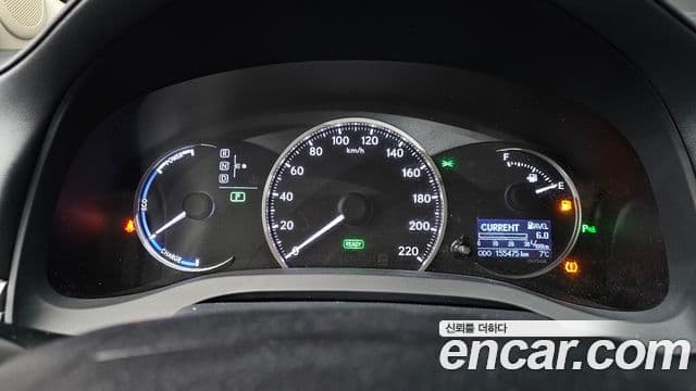 Lexus CT200h ZWA10, 2016 8