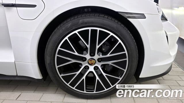 Porsche 타이칸 базовый, 2022 все фото