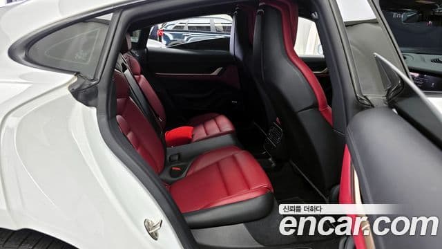 Porsche 타이칸 базовый, 2022 12