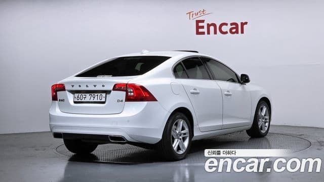 Volvo S60 2세대, 2015 2