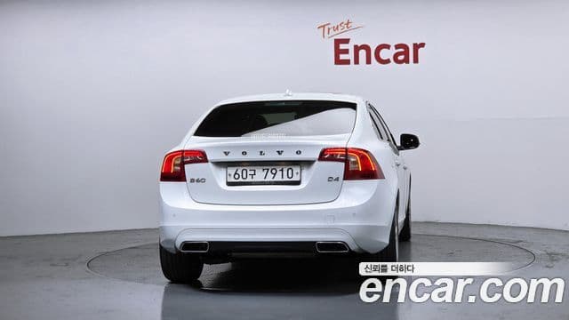 Volvo S60 2세대, 2015 4