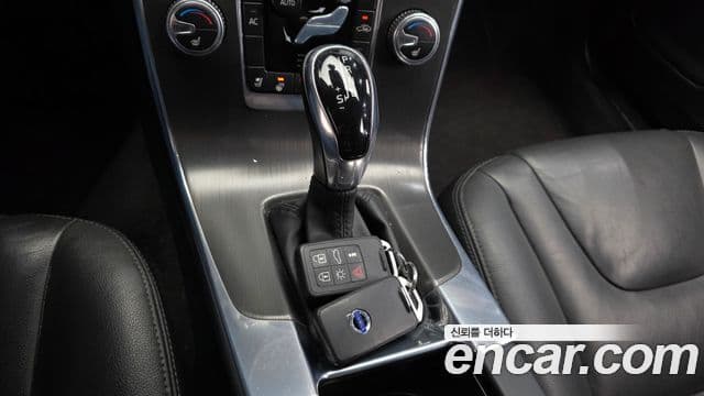 Volvo S60 2세대, 2015 9