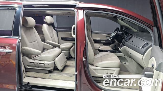 Kia All New Carnival President, 2016 12