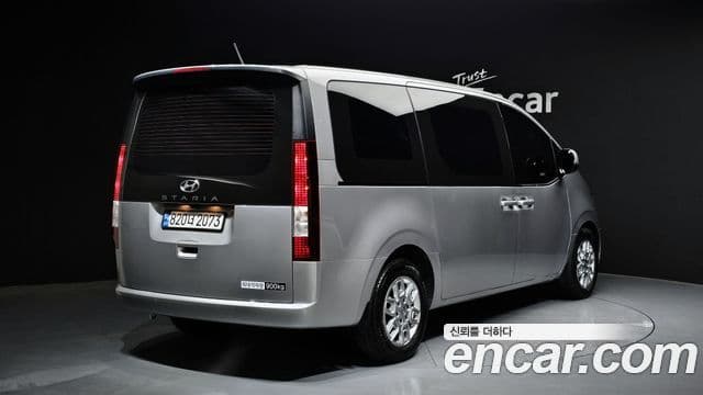 Hyundai Staria Modern, 2023 2